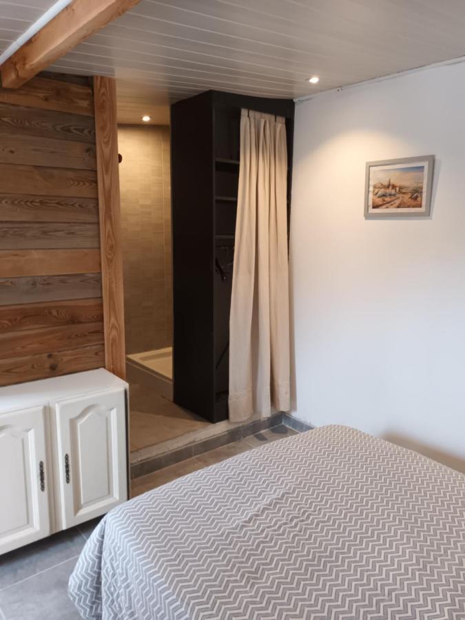 Chalet Banane Devant Piscine, A 6Km Du Festival De Piano De La Roque D'Antheron Rognes Exteriör bild